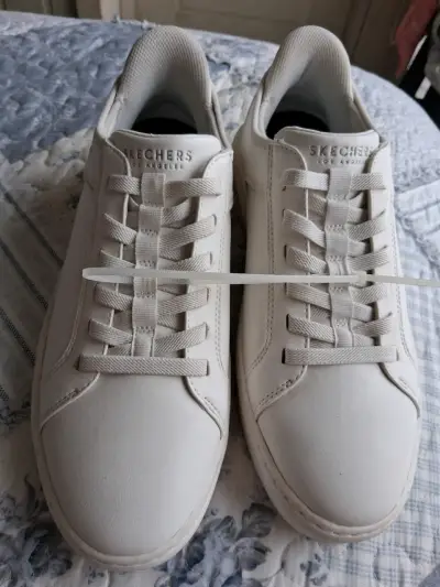 Zapatillas blancas con detalles rosados - miniatura 5