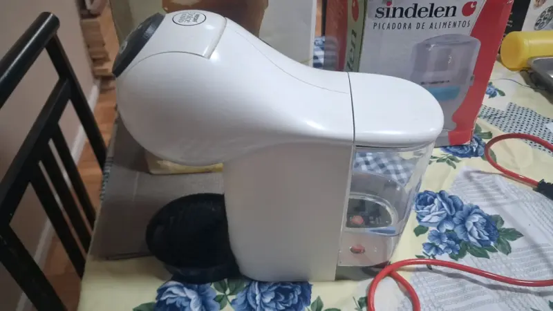 Cafetera Dolce Gusto Blanca - 1