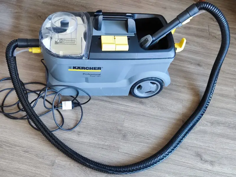 Puzzi 10/1 Aspiradora Karcher Profesional - 4