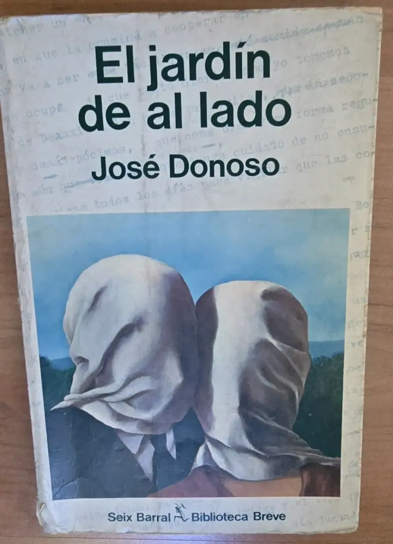 Libro 'El jardín de al lado'