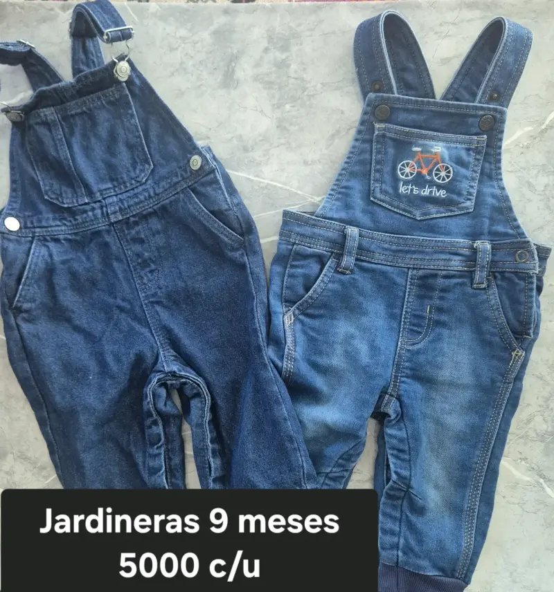 Jardineras de mezclilla 9 meses