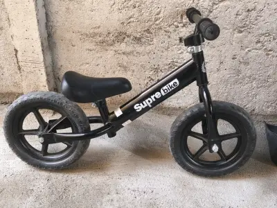 Bicicleta de equilibrio para niños - miniatura 2