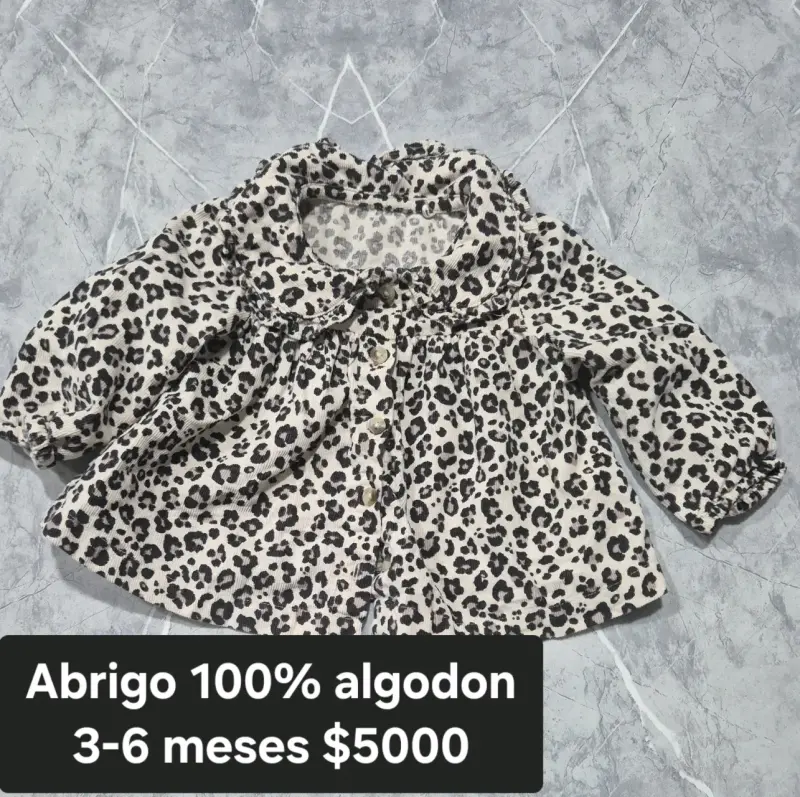 Abrigo de bebé estampado animal print