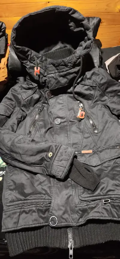 Chaqueta negra Khujo talla S - miniatura 2