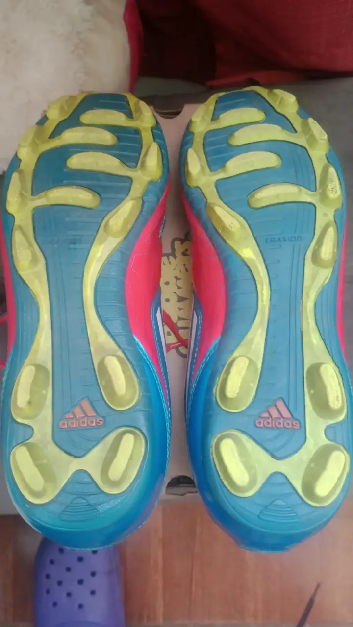 Zapatillas deportivas Adidas fucsia y azul - 2