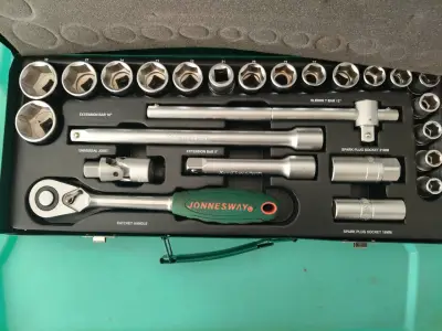 Caja de herramientas Jonnesway - miniatura 3