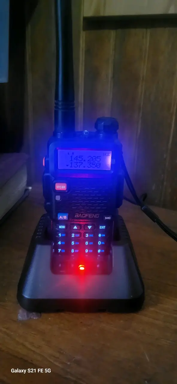 Radio Baofeng UV-5R Dual Band - 5