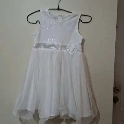 Vestido blanco niña con lentejuelas - miniatura 1