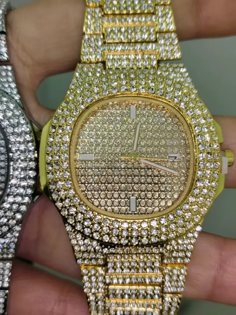 RELOJES PLATEADO Y DORADO BRILLANTES - 3