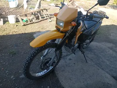 euromot gxt 200 año 2014 Moto enduro amarilla - miniatura 1