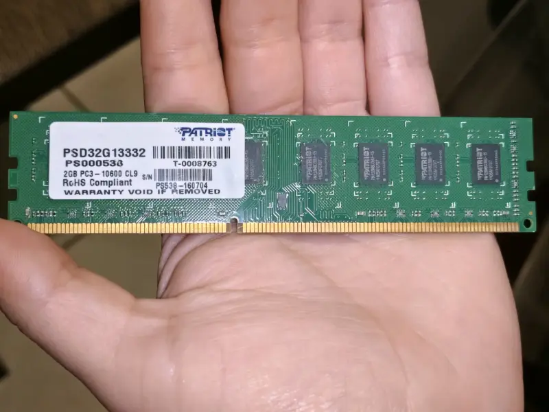 Memoria RAM Patriot 2GB DDR3 - 1