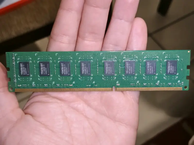 Memoria RAM Patriot 2GB DDR3 - 2