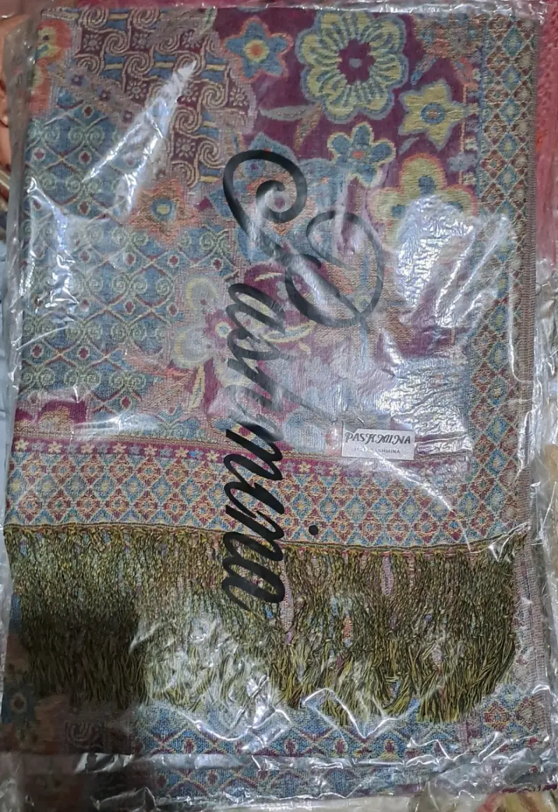 Pashmina con diseño floral - 2