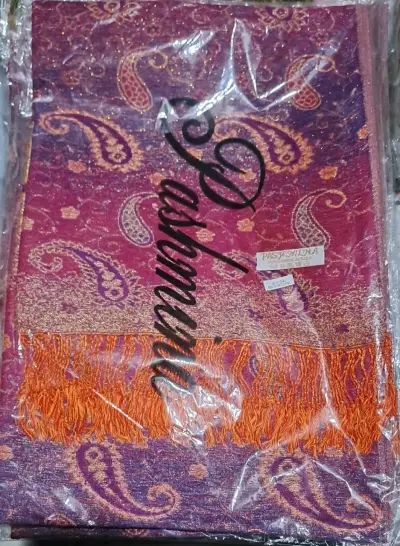Pashmina con diseño floral - miniatura 4
