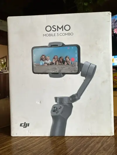 DJI Osmo Mobile 3 Combo - miniatura 1