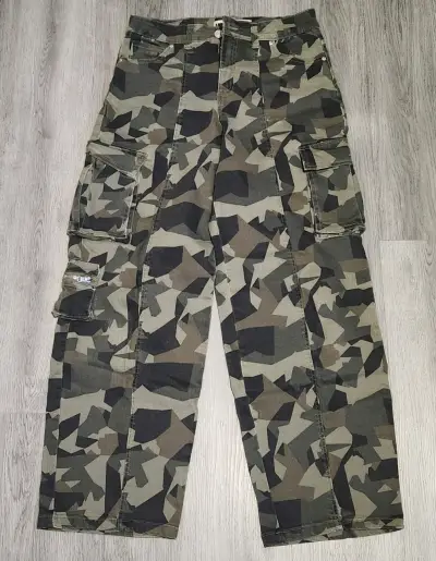 Pantalon Americanino cargo estampado militar - miniatura 1