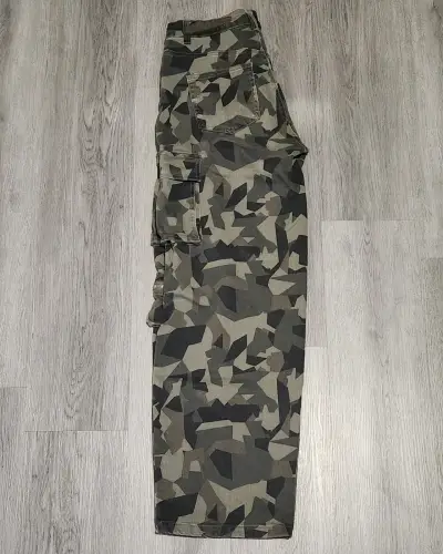 Pantalon Americanino cargo estampado militar - miniatura 3