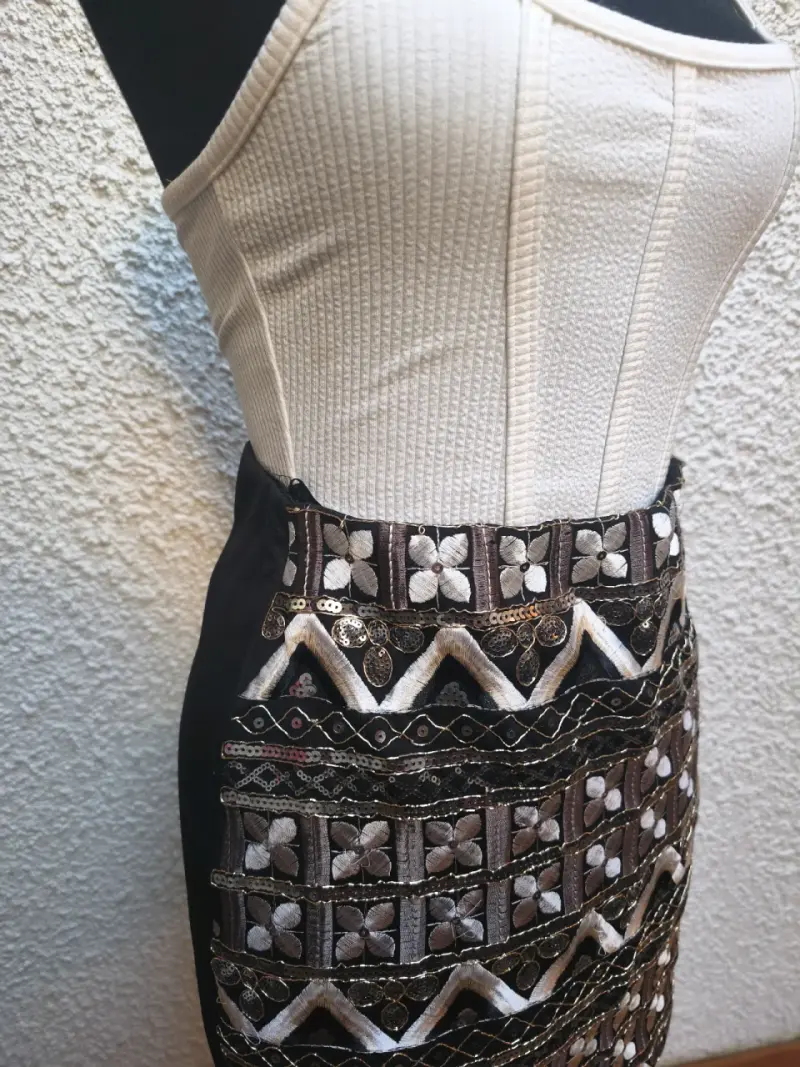 Outfit completo falda detalles más top - 2
