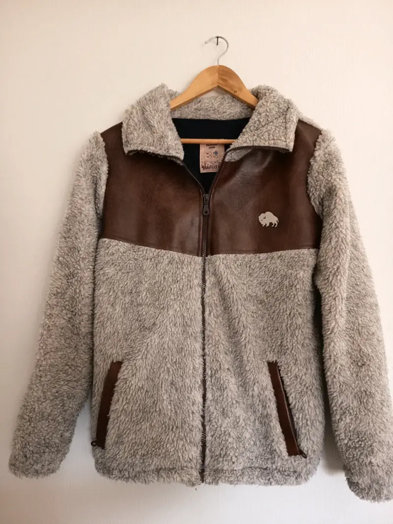 Chaqueta corderito beige y café - 1