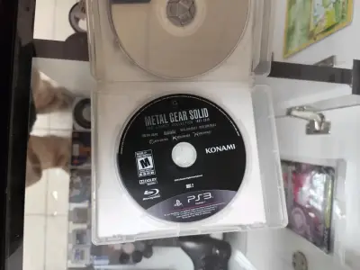Metal Gear Solid PS3 coleccion - miniatura 3