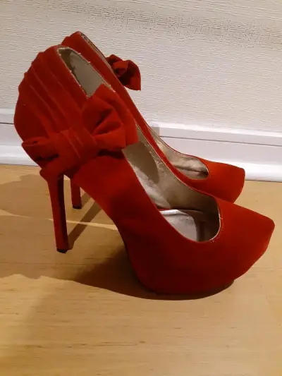 Tacones. de gamuza - miniatura 5