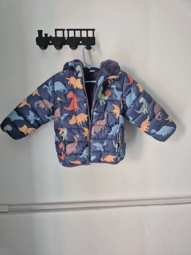 Chaqueta infantil con dinosaurios - 3