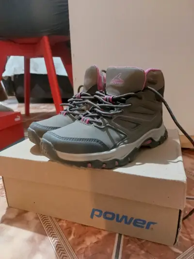 Botas trekking gris y rosa - miniatura 2