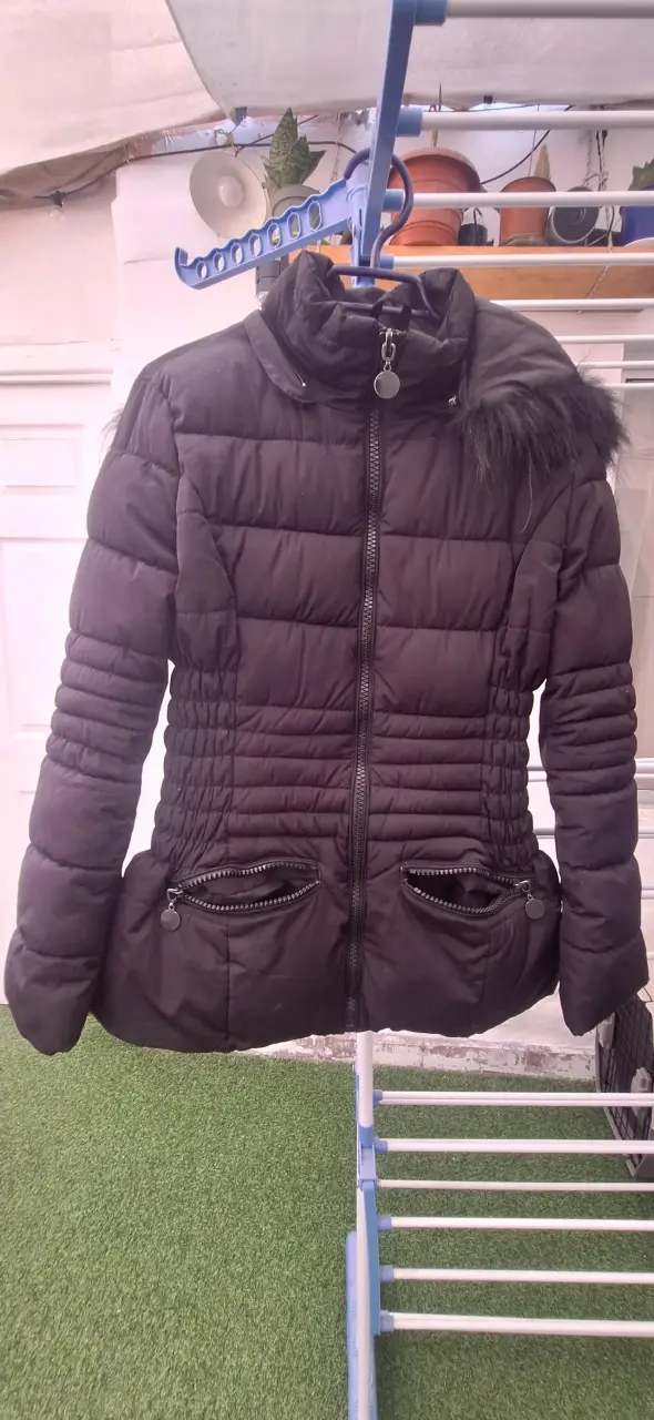 Chaqueta acolchada negra - 1