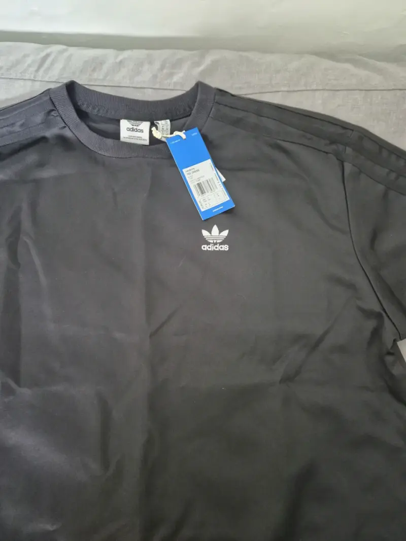 Vestido negro Adidas con etiqueta - 2