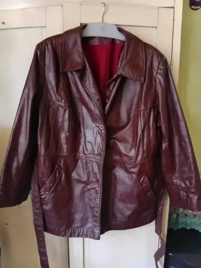 Chaqueta de cuero legítimo burdeo - miniatura 1