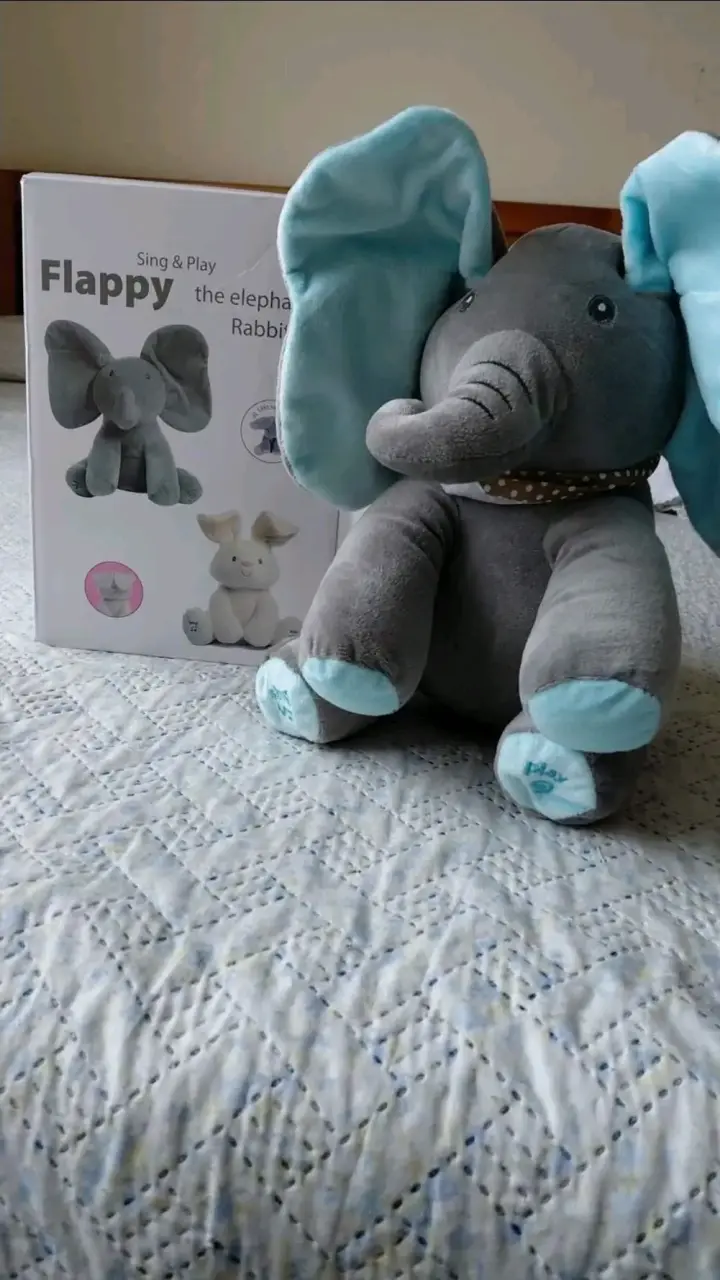 Peluche elefante interactivo gris