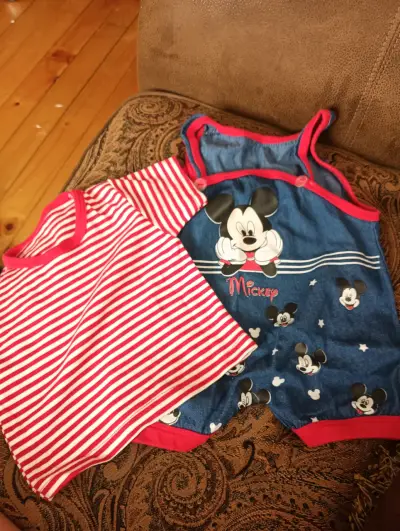 Ropa infantil variada en excelente estado - miniatura 4