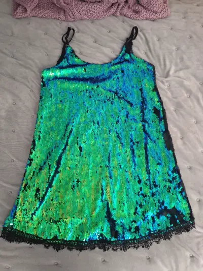 Vestido lentejuelas verde brillante - miniatura 3