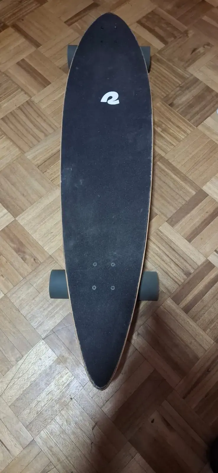 Longboard estilo surf negro
