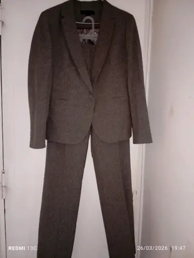 Traje sastre formal gris - miniatura 1