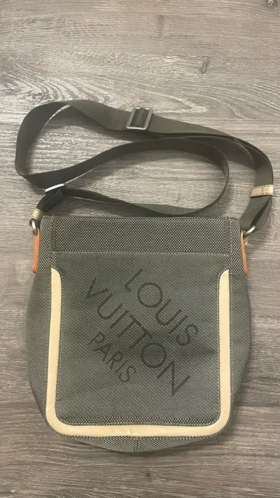 Bolso bandolera Louis Vuitton - miniatura 1