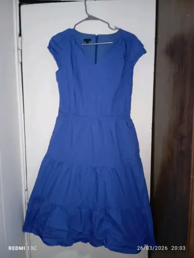 Vestido azul con escote en V - miniatura 2
