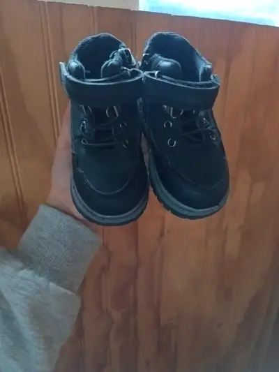 Botas infantiles negras de invierno - miniatura 1