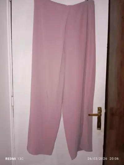 Pantalones rosados anchos - miniatura 1