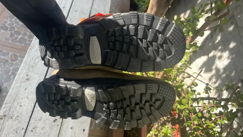 Botas de seguridad nuevas - 3