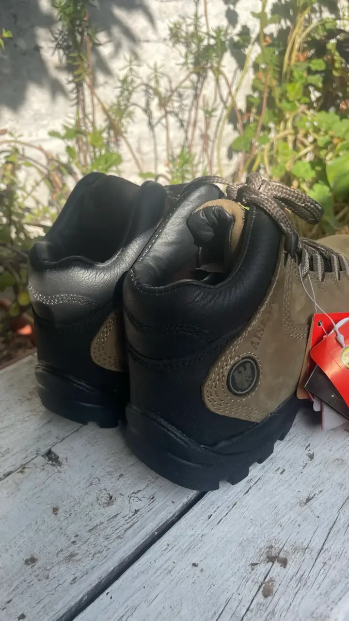 Botas de seguridad nuevas - 4