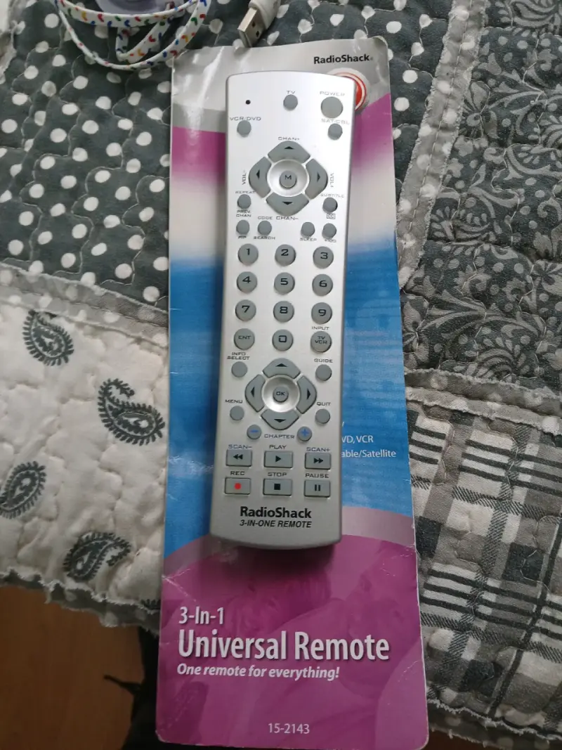 Control remoto universal RadioShack - 1