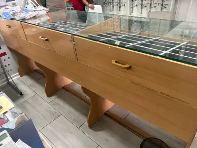 Mostrador de exhibición con vitrina para optica - miniatura 3
