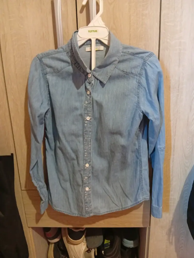 Camisa de mezclilla azul