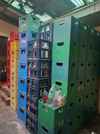 Cajas de bebida recicladas - miniatura 1