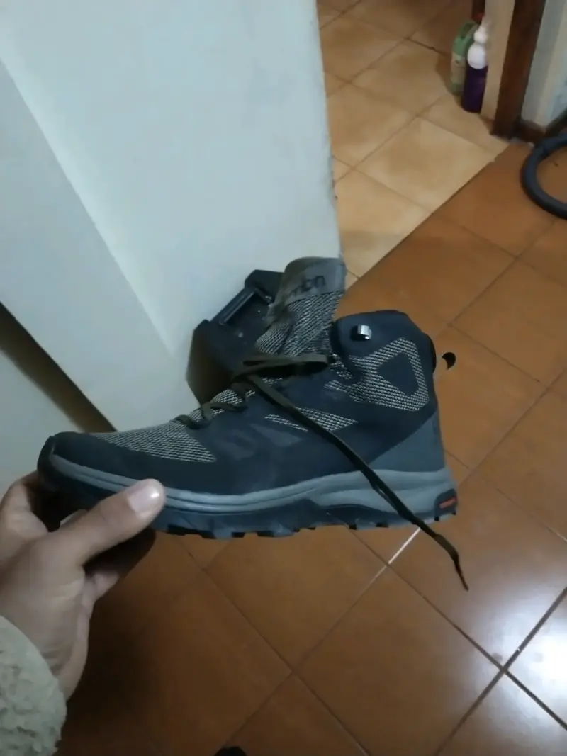 Botas outdoor negras Salomon 45 - 2