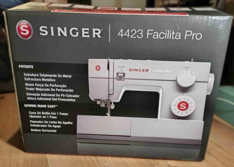 Máquina de coser Singer Facilita Pro 4423 - 2