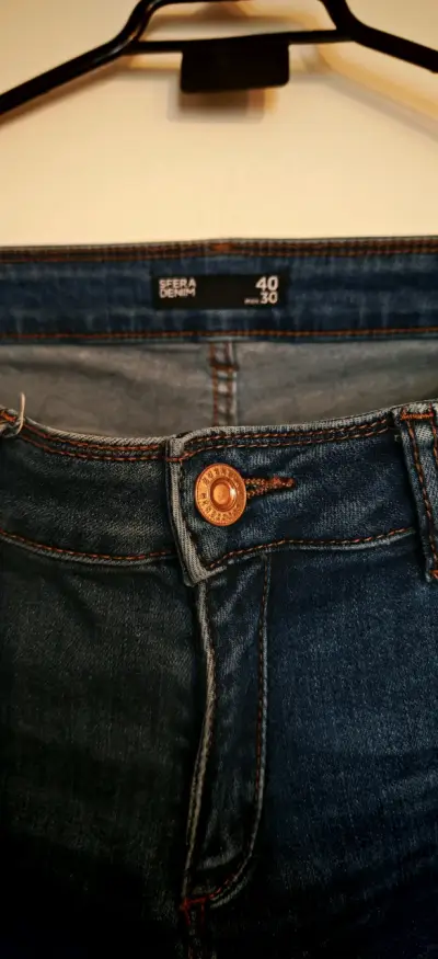Jeans azul clásico - miniatura 2