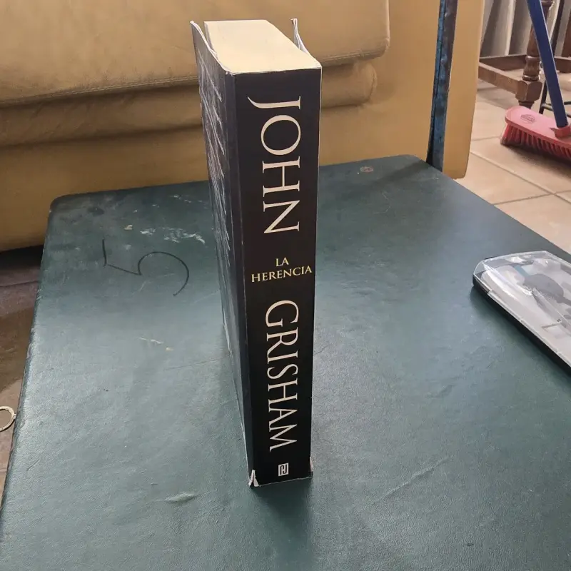 Libro 'La Herencia' de John Grisham - 2