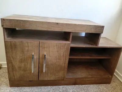 Mueble para TV de madera, otro uso. Retiro en casa - miniatura 1